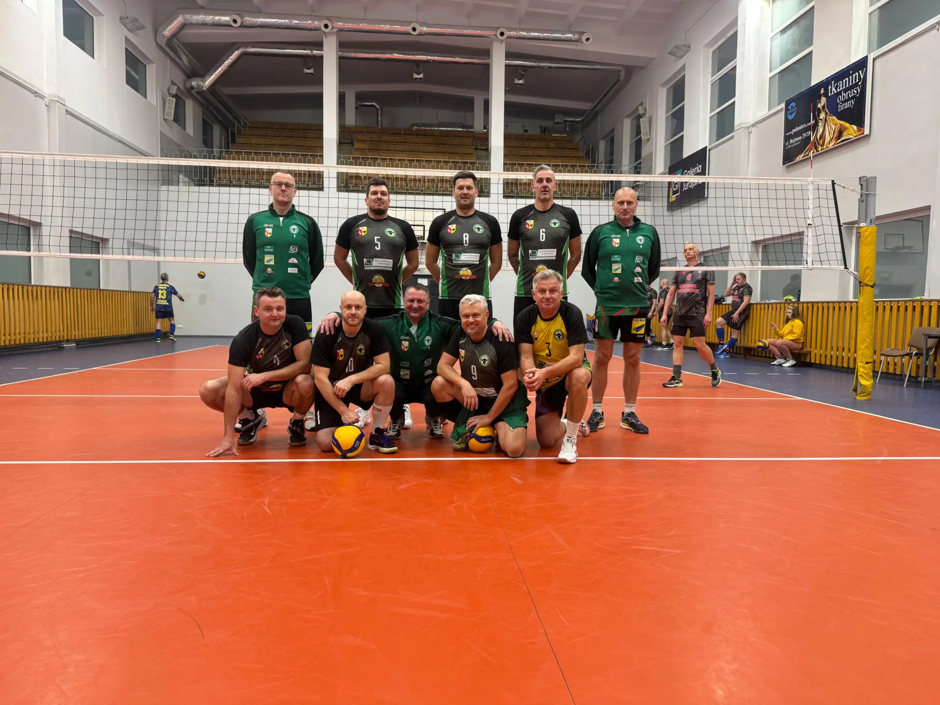 Liga 40 – latków w Piłce Siatkowej – 7 kolejka