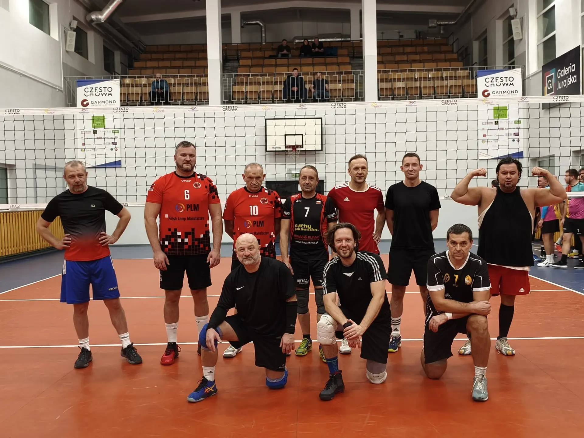 Liga 40 – latków w Piłce Siatkowej – 9 kolejka