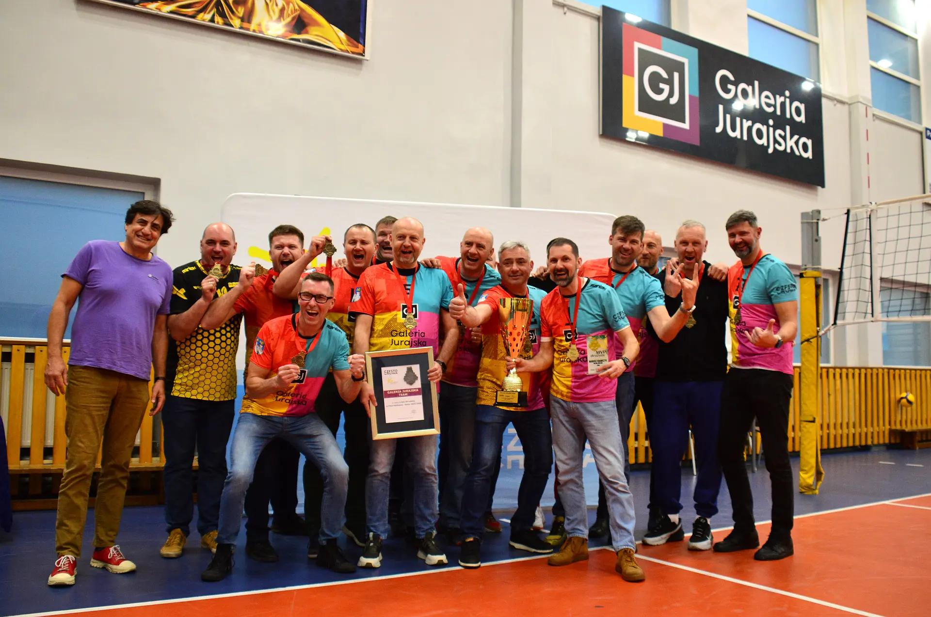 Liga 40 – latków w Piłce Siatkowej – 19 kolejka